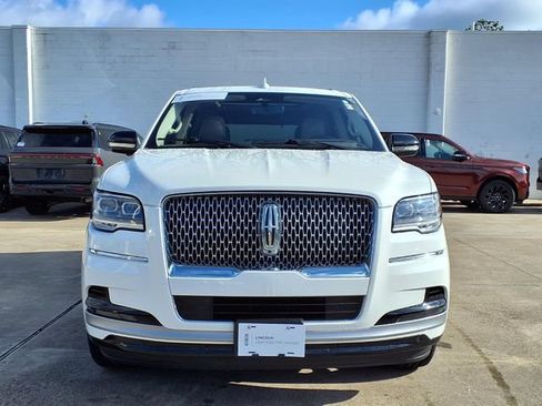 Certified 2023 Lincoln Navigator Reserve RWD image 19