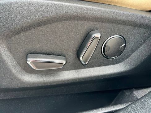 Used 2019 Ford Edge SEL w/ Equipment Group 201A AWD/4WD image 30