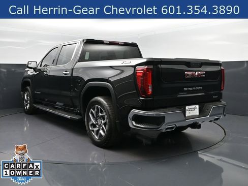 Used 2023 GMC Sierra 1500 SLT w/ SLT Premium Package image 5