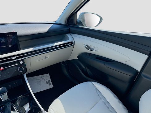 New 2026 Hyundai Tucson SEL image 16