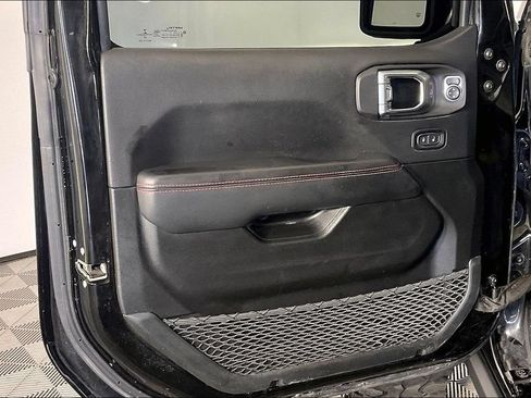 Used 2022 Jeep Gladiator Rubicon w/ LED Lighting Group AWD/4WD image 21