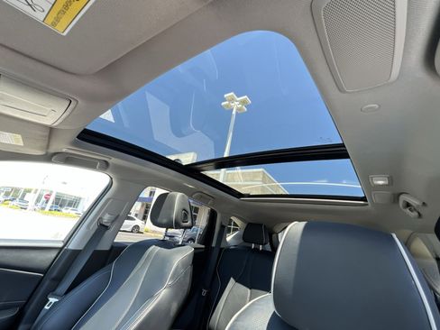 Certified 2024 Acura RDX SH-AWD w/ Advance Package image 25