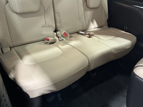 Used 2024 Nissan Armada Platinum w/ Captain's Chairs Package image 29