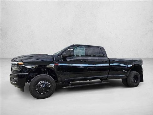 New 2026 RAM 3500 Laramie AWD/4WD image 5