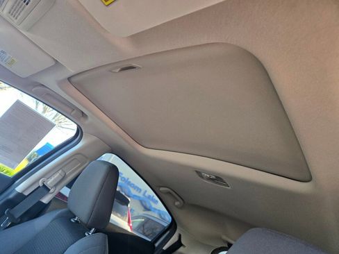 Certified 2021 Honda HR-V EX image 17