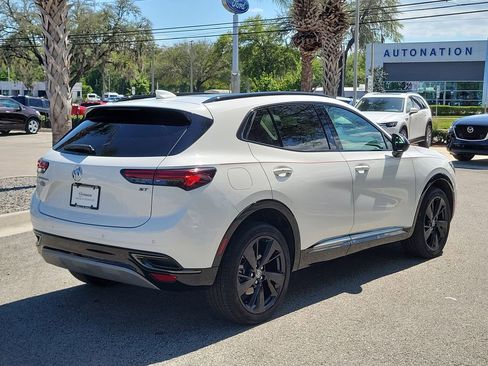 Used 2023 Buick Envision Essence w/ Sport Touring Package FWD image 4