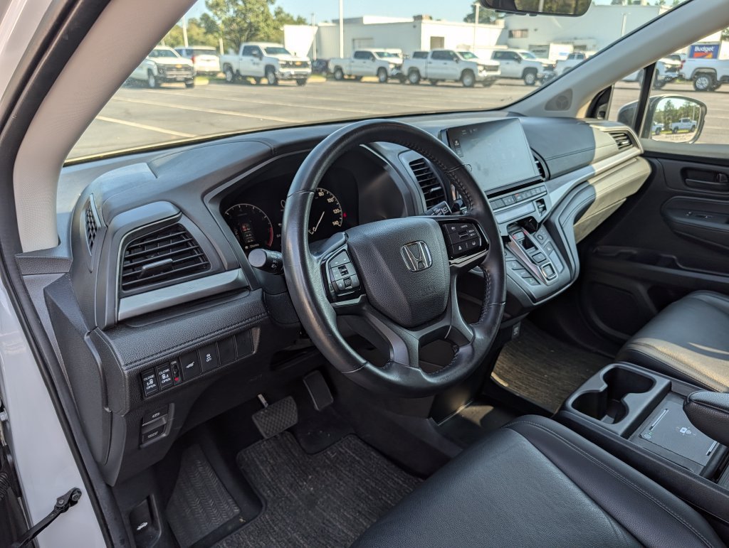 Used 2025 Honda Odyssey EX-L image 18