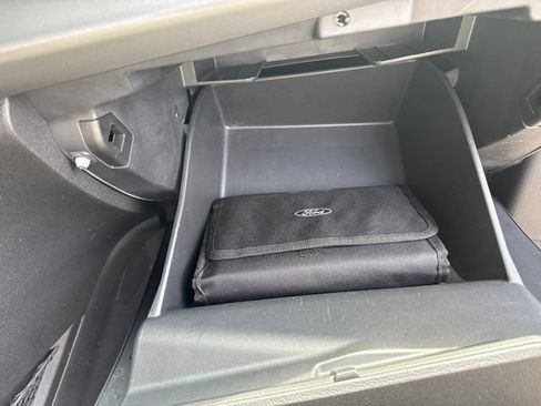 Used 2018 Ford Escape SE FWD image 31