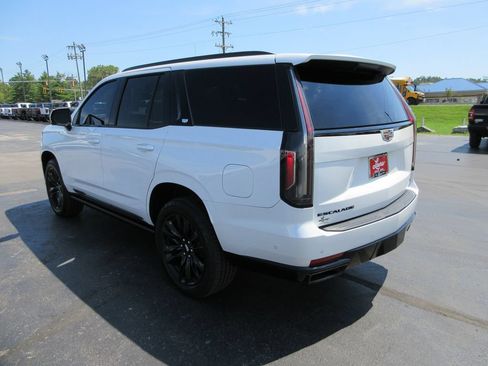 Used 2023 Cadillac Escalade Sport w/ Touring Package AWD/4WD image 10