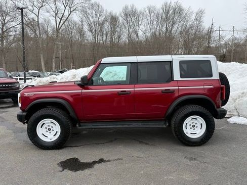Certified 2025 Ford Bronco Heritage Edition AWD/4WD image 3