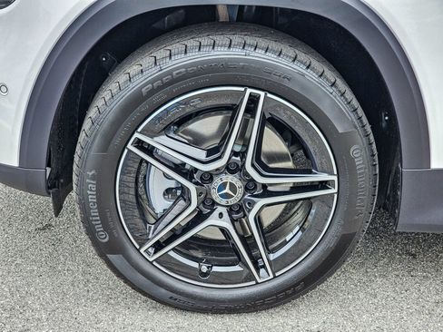 New 2026 Mercedes-Benz GLB 250 4MATIC image 11