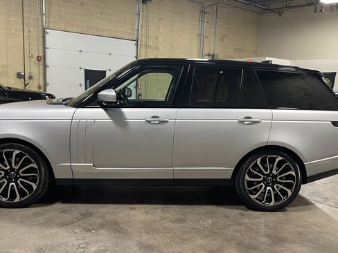 Used 2017 Land Rover Range Rover image 12