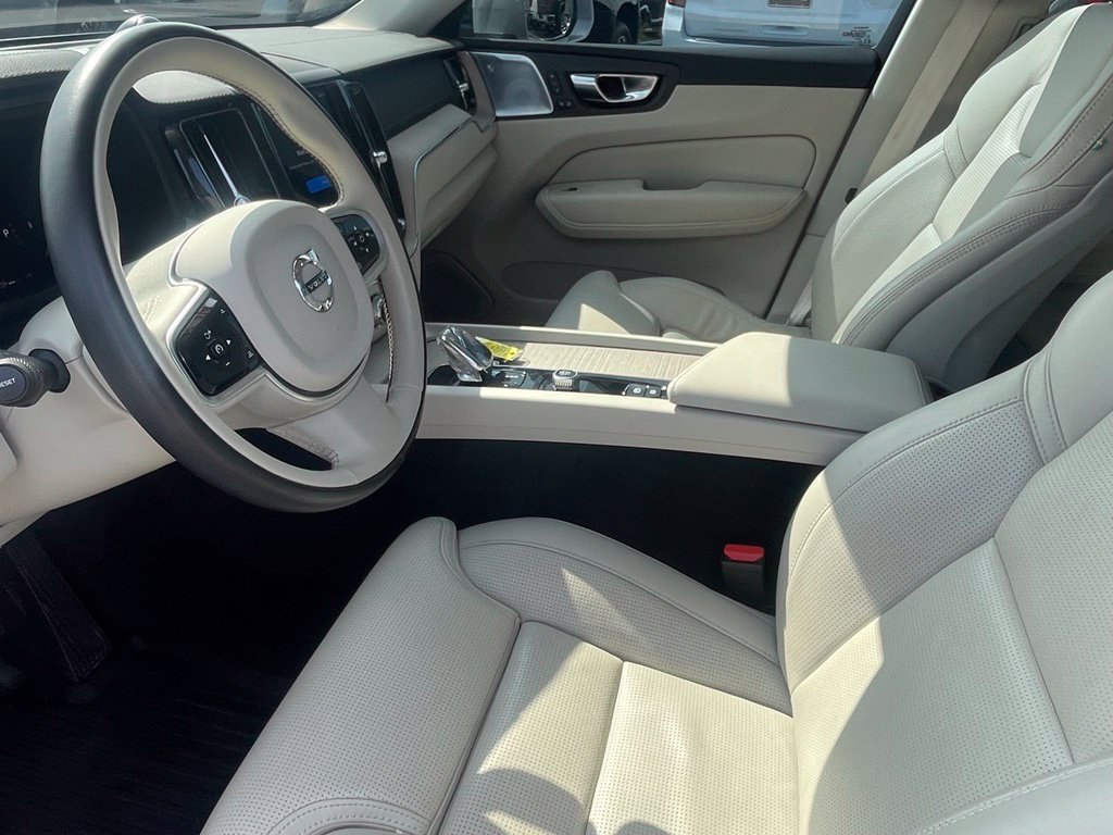 Used 2022 Volvo XC60 B6 Inscription w/ Advanced Package AWD/4WD image 11