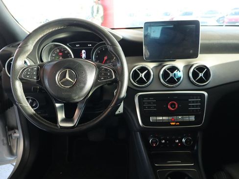 Used 2018 Mercedes-Benz CLA 250 image 17