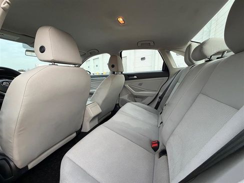 Used 2019 Volkswagen Jetta S w/ Driver Assistance Package image 8