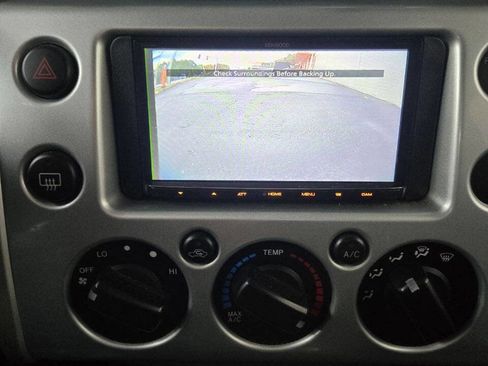 Used 2007 Toyota FJ Cruiser 4WD image 13