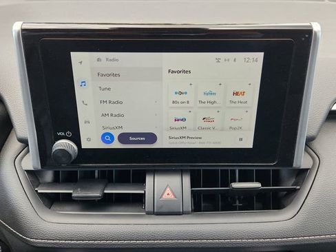 Used 2023 Toyota RAV4 XLE image 19