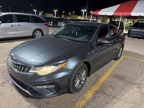 Used 2020 Kia Optima LX image 7