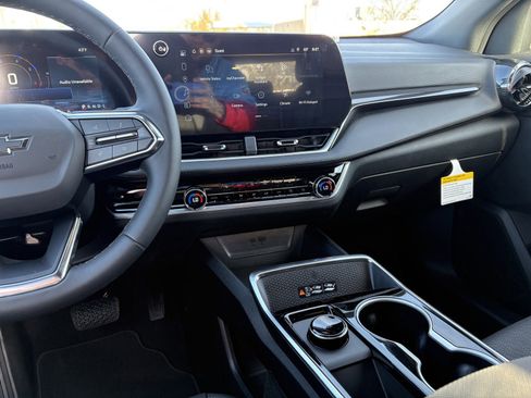 New 2026 Chevrolet Equinox LT image 15