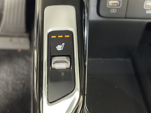 Certified 2023 Kia Sorento SX AWD/4WD image 26