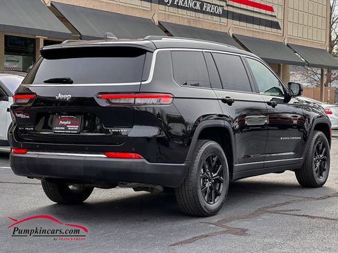 Used 2022 Jeep Grand Cherokee L Limited image 3