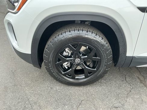 New 2026 Volkswagen Atlas Peak Edition image 27