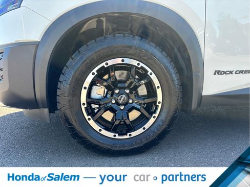 Used 2025 Nissan Pathfinder Rock Creek AWD/4WD image 8