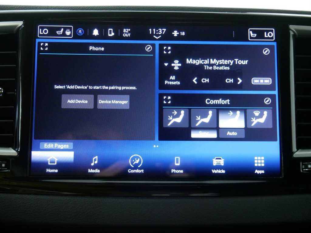 Used 2023 Chrysler Pacifica Touring-L FWD image 29
