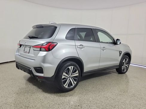 Used 2025 Mitsubishi Outlander Sport ES AWD/4WD image 5