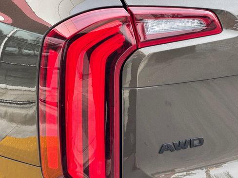 Used 2022 Kia Telluride EX w/ EX Premium Package image 37