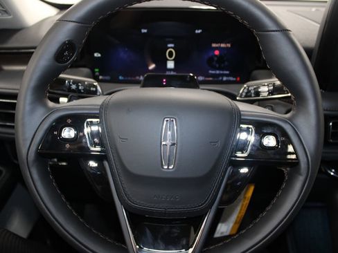 New 2026 Lincoln Aviator Reserve w/ Luxury Package image 37