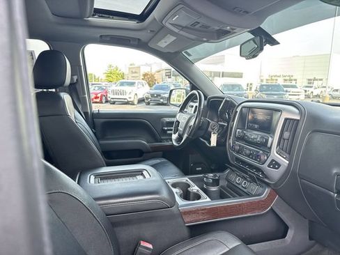 Used 2016 GMC Sierra 1500 SLT w/ SLT Premium Package AWD/4WD image 18