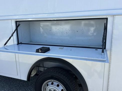 Used 2021 RAM ProMaster 3500 w/ Convenience Group FWD image 16