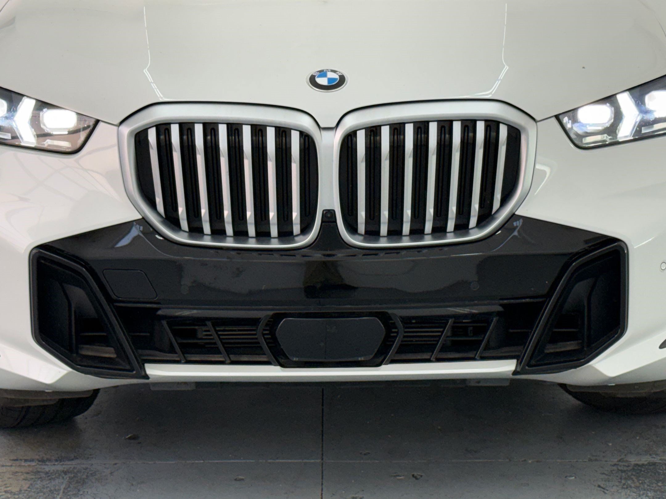 Used 2026 BMW X5 sDrive40i RWD image 25