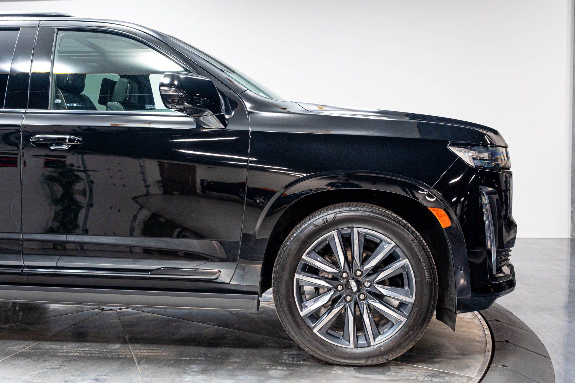 Used 2024 Cadillac Escalade Sport Platinum AWD/4WD image 21
