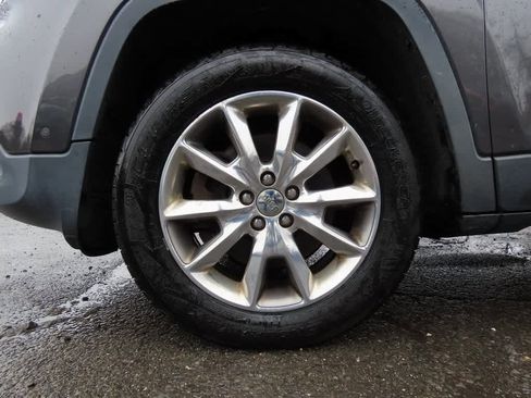 Used 2014 Jeep Cherokee Limited w/ Technology Group image 10