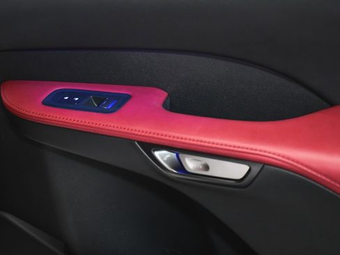 Used 2025 Lexus RX 500h F Sport w/ Convenience Package image 18