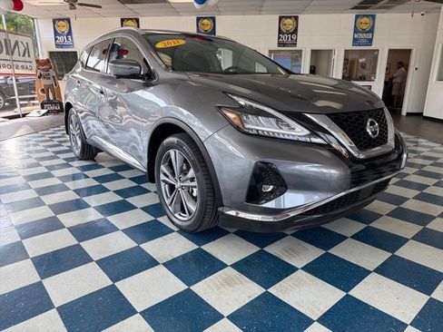 Used 2021 Nissan Murano Platinum FWD image 1