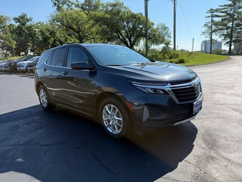 Used 2022 Chevrolet Equinox LT FWD image 9