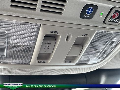 Used 2020 Honda Accord Touring image 21