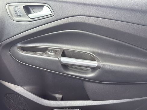 Used 2019 Ford Escape SEL FWD image 21