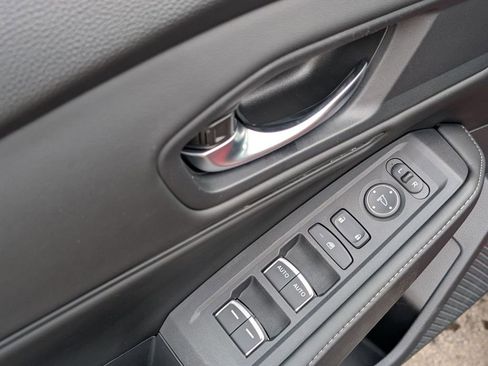 Used 2024 Honda Accord Sport image 22