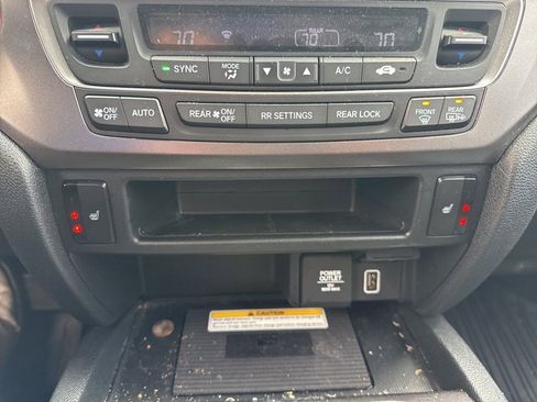 Used 2021 Honda Pilot Special Edition image 24