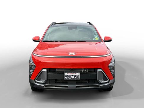 Certified 2025 Hyundai Kona Limited image 8