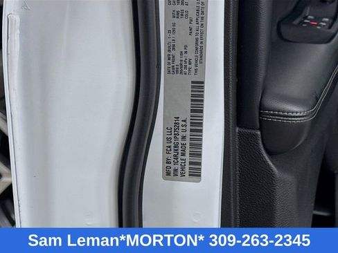 Used 2023 Jeep Grand Cherokee L Limited image 34