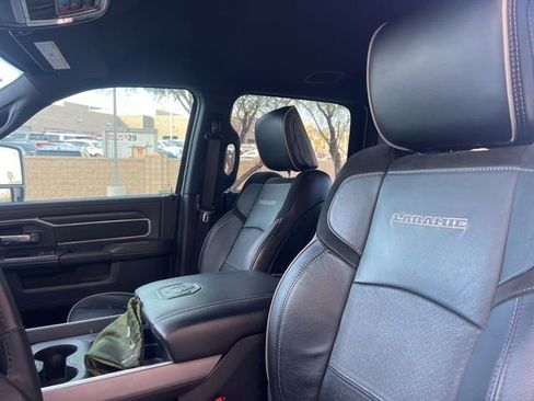 Used 2024 RAM 2500 Laramie w/ Night Edition image 25