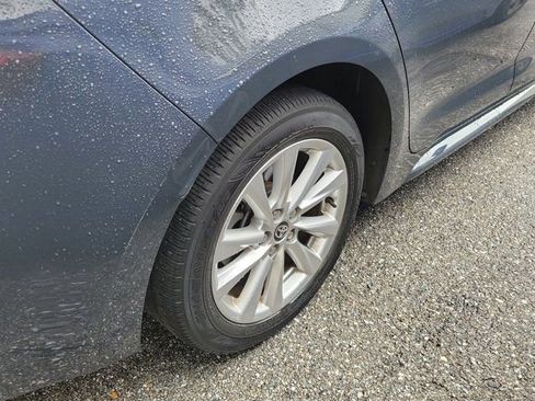 Used 2023 Toyota Corolla LE w/ LE Premium Package image 10