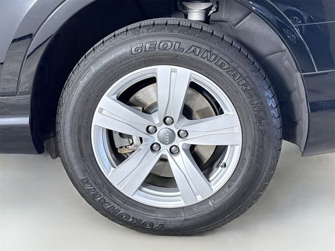 Used 2019 Audi Q7 2.0T Premium Plus w/ Premium Plus Package image 34