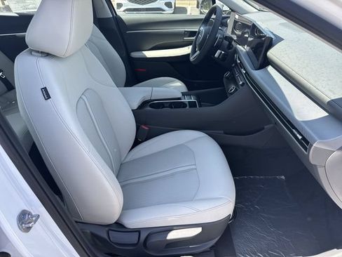 New 2026 Hyundai Sonata SEL FWD image 15