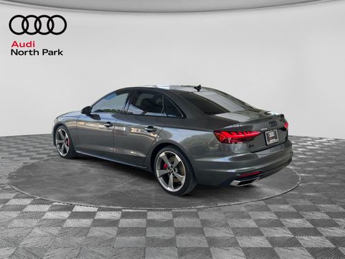 Used 2022 Audi A4 2.0T Premium Plus w/ Premium Plus Package AWD/4WD image 3